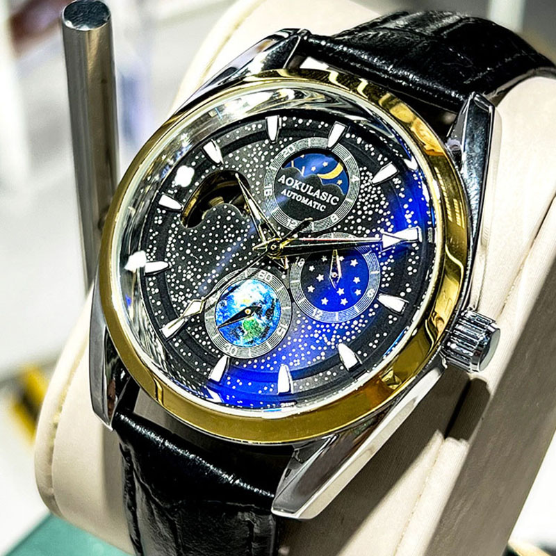 Men'S Fashion Aesthetics - High-End and Elegant Men Mechanical Watch