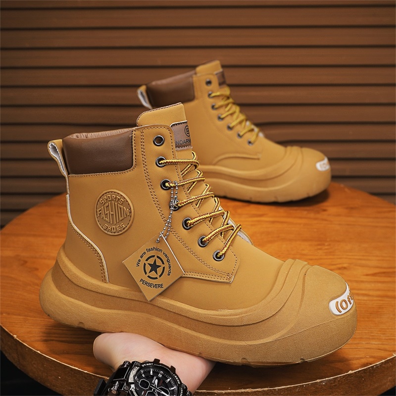 Mens Fashion Show - Shorts Ankle Boots Fashionable and Comfortable