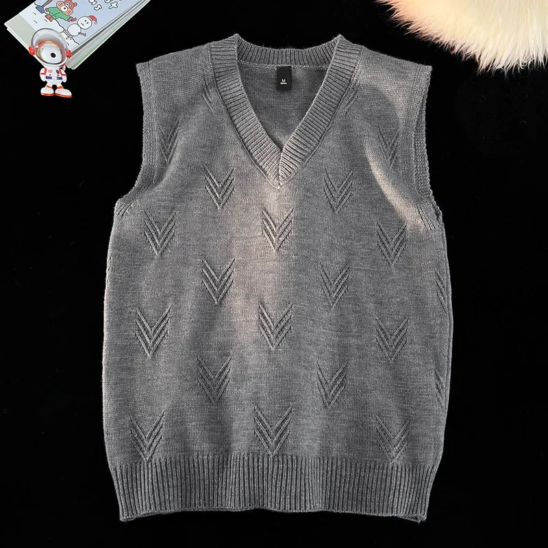Autumn and Winter Comfortable  - Men'S Fashion V Neck Sweater 评论和价格
